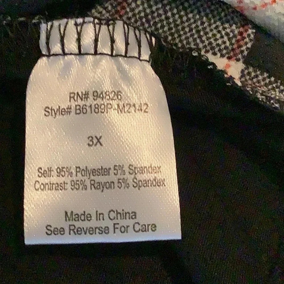 Tempted Hearts Plus Size Plaid 3/4 Sleeve With Elastic Endings. New With Tags - Picture 5 of 8